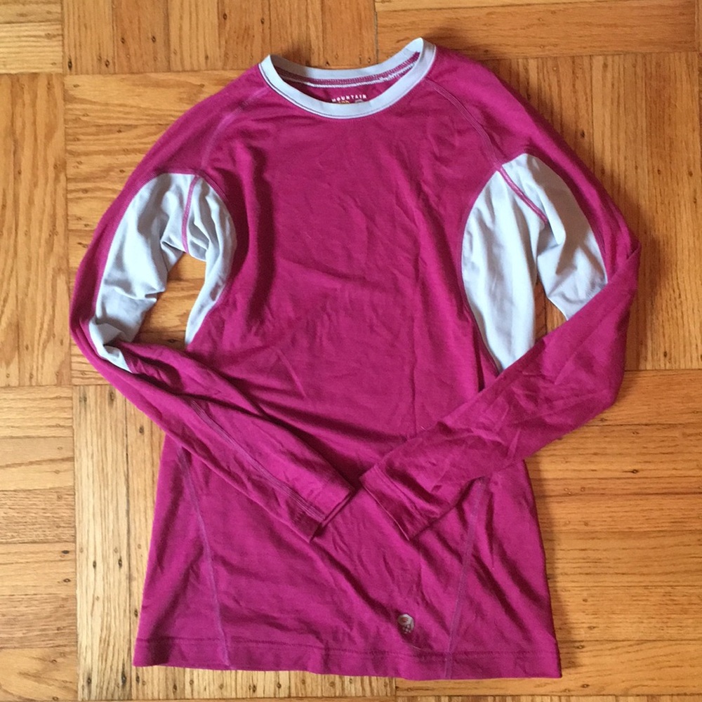 Mountain Hardware hiking top